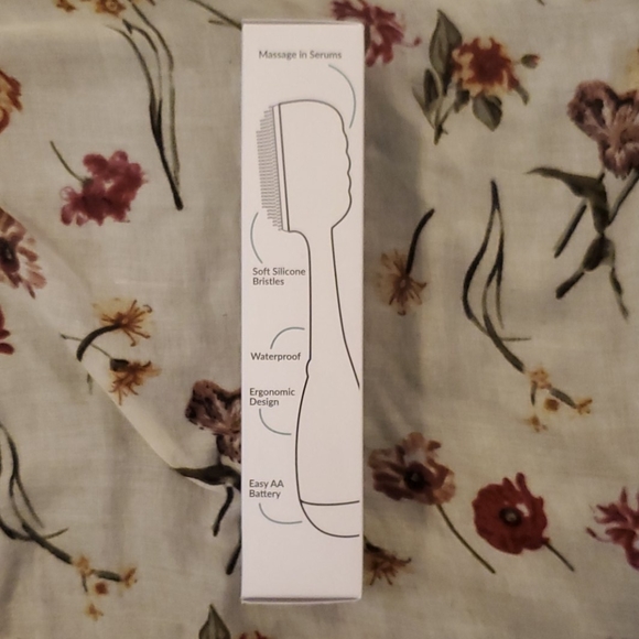 pmd Smart Facial Cleansing Device - Picture 4 of 4